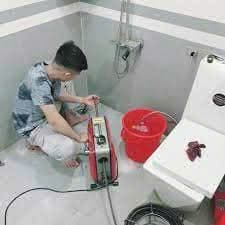 Thông thoát sàn bằng máy lò xo — Thông Tắc Minh Hạnh phục vụ tại Hà Nội